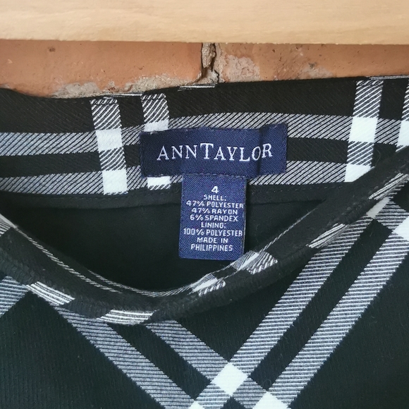 Black and White Plaid Above the Knee Skirt - Picture 2 of 2